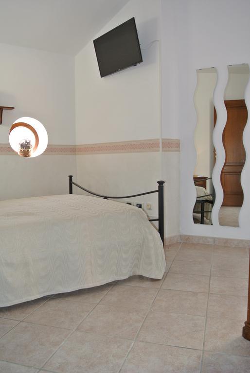 B&B Casa Antonia Trentinara Exterior foto